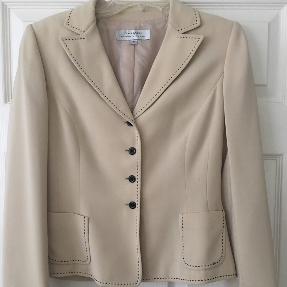 Women’s Nude Blazer Jacket